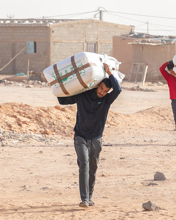 Proyecto en uno de los campamentos de refugiados saharauis de Smara Proyecto en uno de los campamentos de refugiados saharauis de Smara